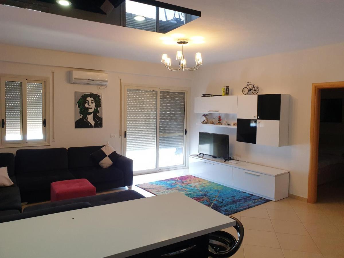 Asta Apartments Free Private Parking วญอเรอ ภายนอก รูปภาพ