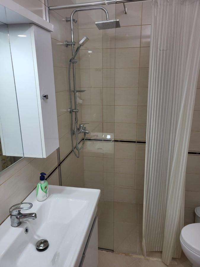 Asta Apartments Free Private Parking วญอเรอ ภายนอก รูปภาพ
