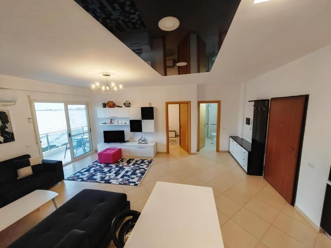 Asta Apartments Free Private Parking วญอเรอ ภายนอก รูปภาพ